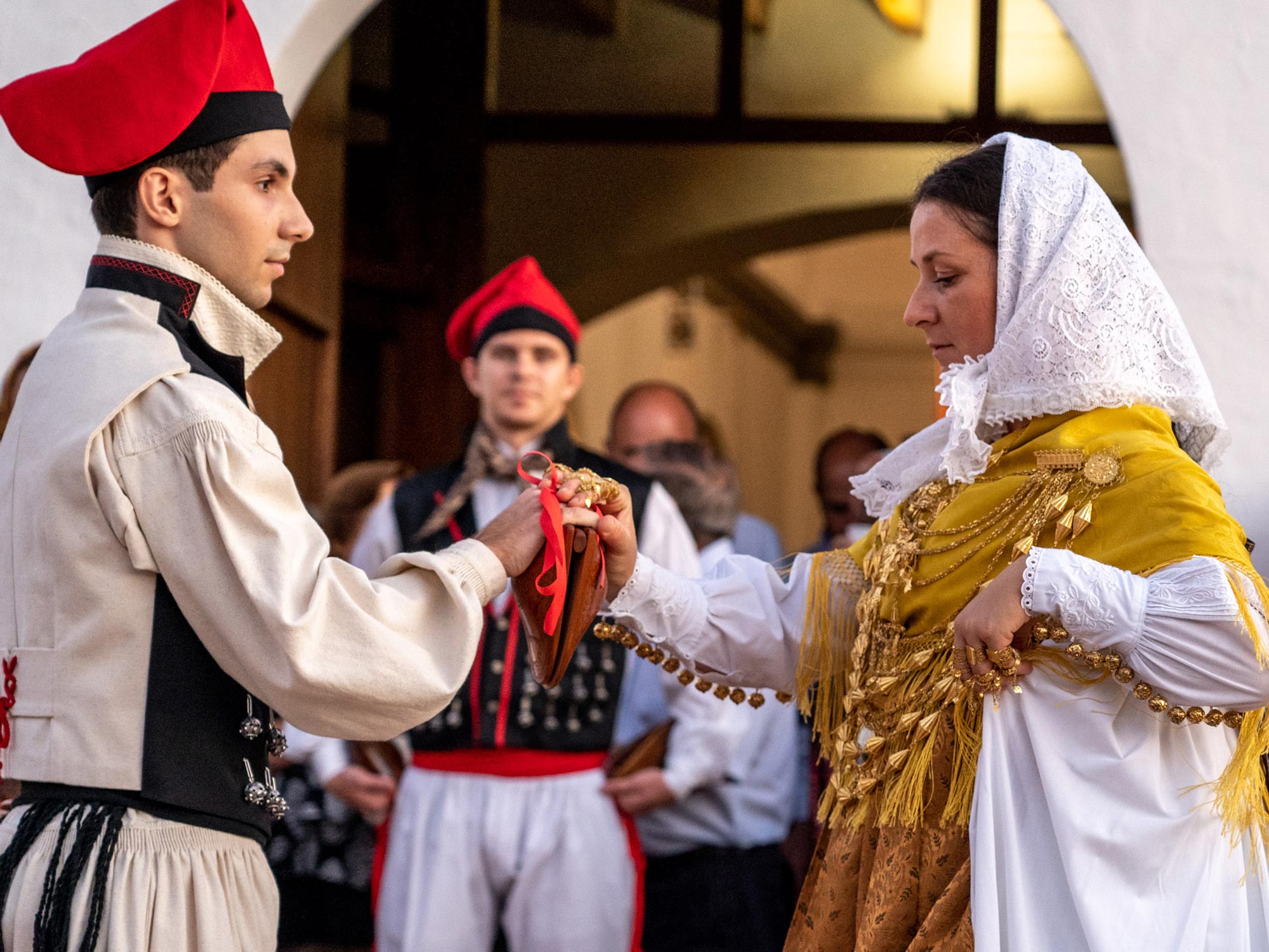 Ball pagès, an ancestral ritual in full swing - Santjosep.net