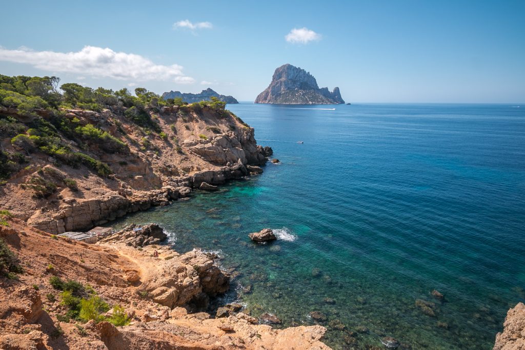 Kajaktour von Cala Carbó nach Cala d’Hort – Es Vedrà – Sa Pedrera