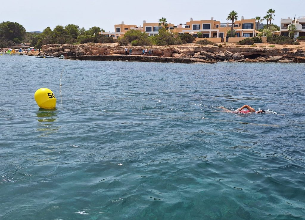 Sant Josep presenta tres canals de natació a la mar a les platges de Port des Torrent, Ses Salines i entre es Pouet i s’Estanyol