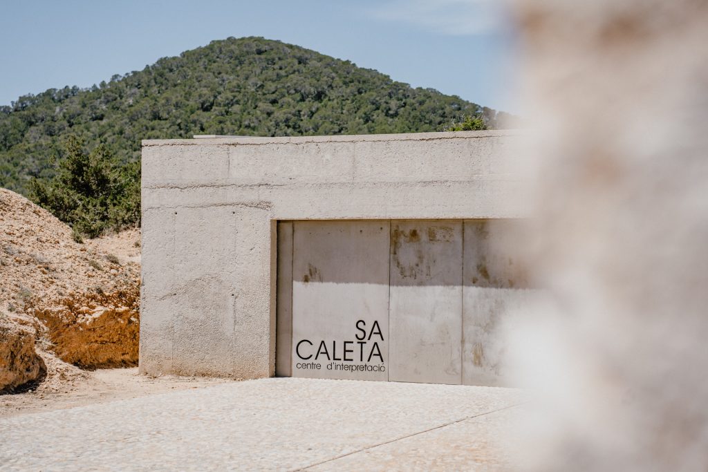 The Phoenician settlement of Sa Caleta, on the south coast of Ibiza, is an invaluable testimony to the origins of the island and the Phoenician expansion in the western Mediterranean.